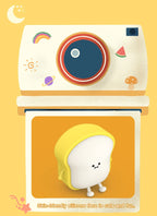 Toast Bread LED Night Light – Touch Sensor Silicone USB Lamp with Phone Holder 🍞